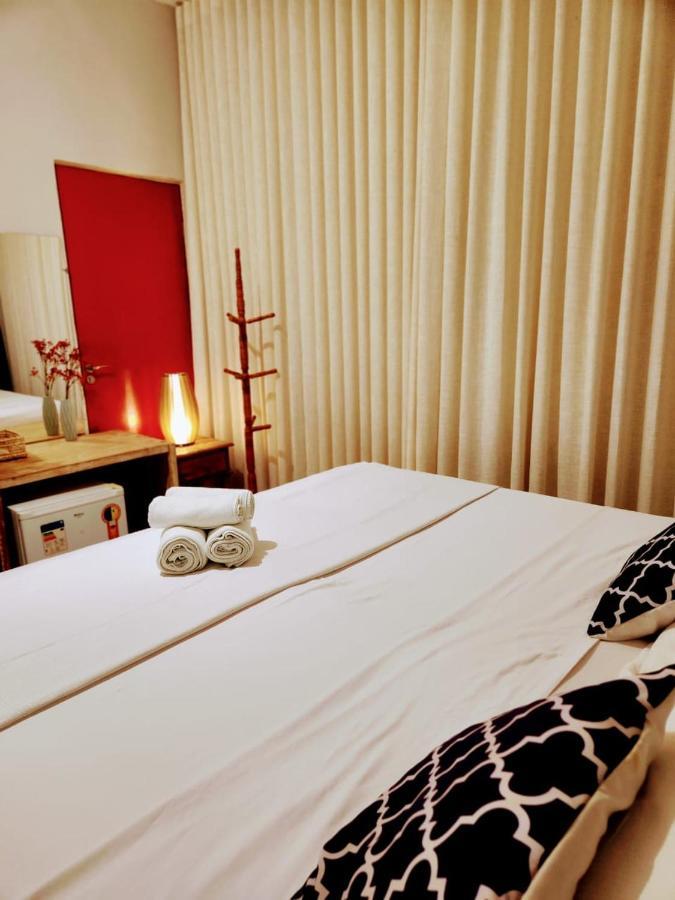 Suites Cafe N'Aveia Фернанду-де-Нороння Екстер'єр фото